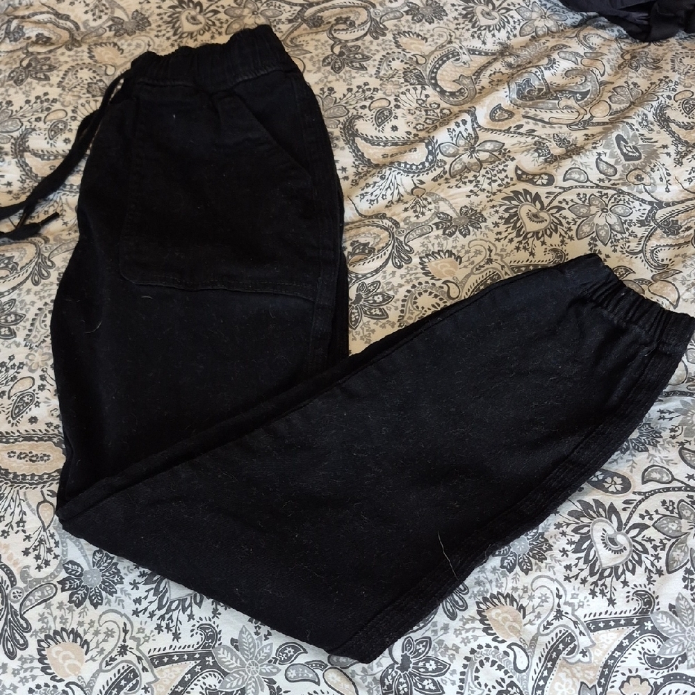 Womans Cargo Style Pants